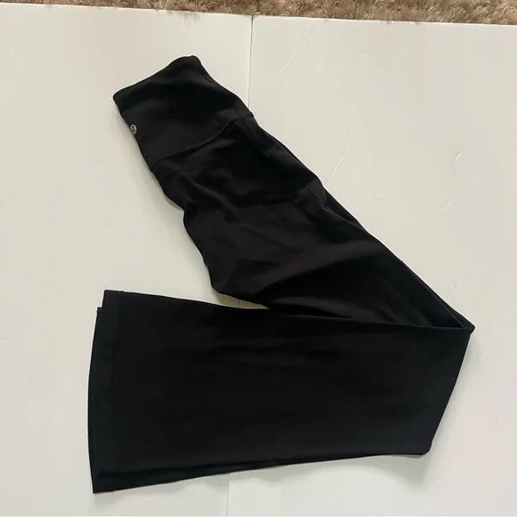 Lululemon “Like New” Groove Black Flare Pant Sz 0 - Picture 4 of 13